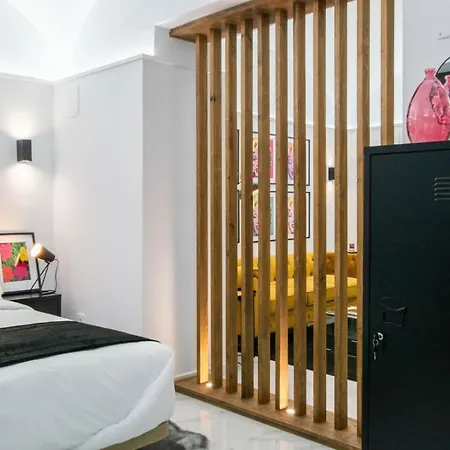 Elite - Art Collection - Andy