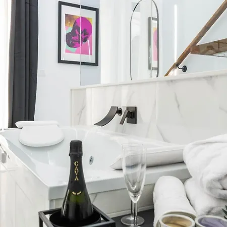 דירה Elite - Art Collection - Andy מרידה