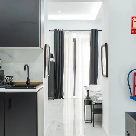 Elite - Art Collection - Andy Apartment *