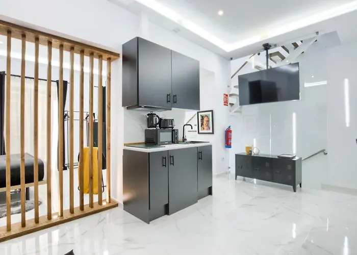 Apartment Elite - Art Collection - Andy Mérida