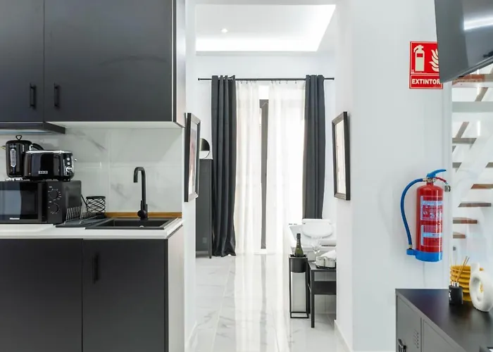 Elite - Art Collection - Andy Apartment *